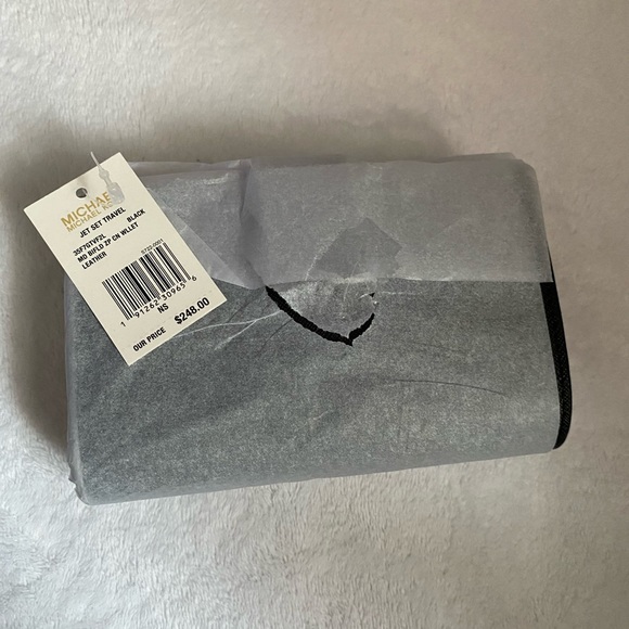 MK WALLET - Picture 7 of 7